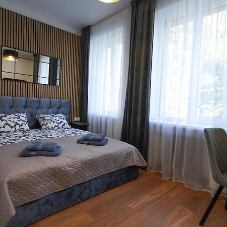 Amber Light Self-Check-In Apartments Каунас Екстериор снимка