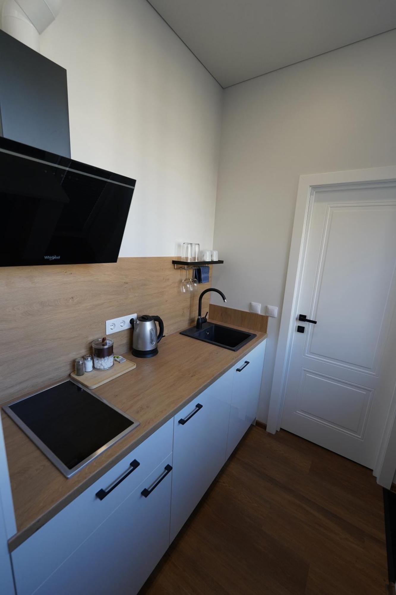Amber Light Self-Check-In Apartments Каунас Стая снимка