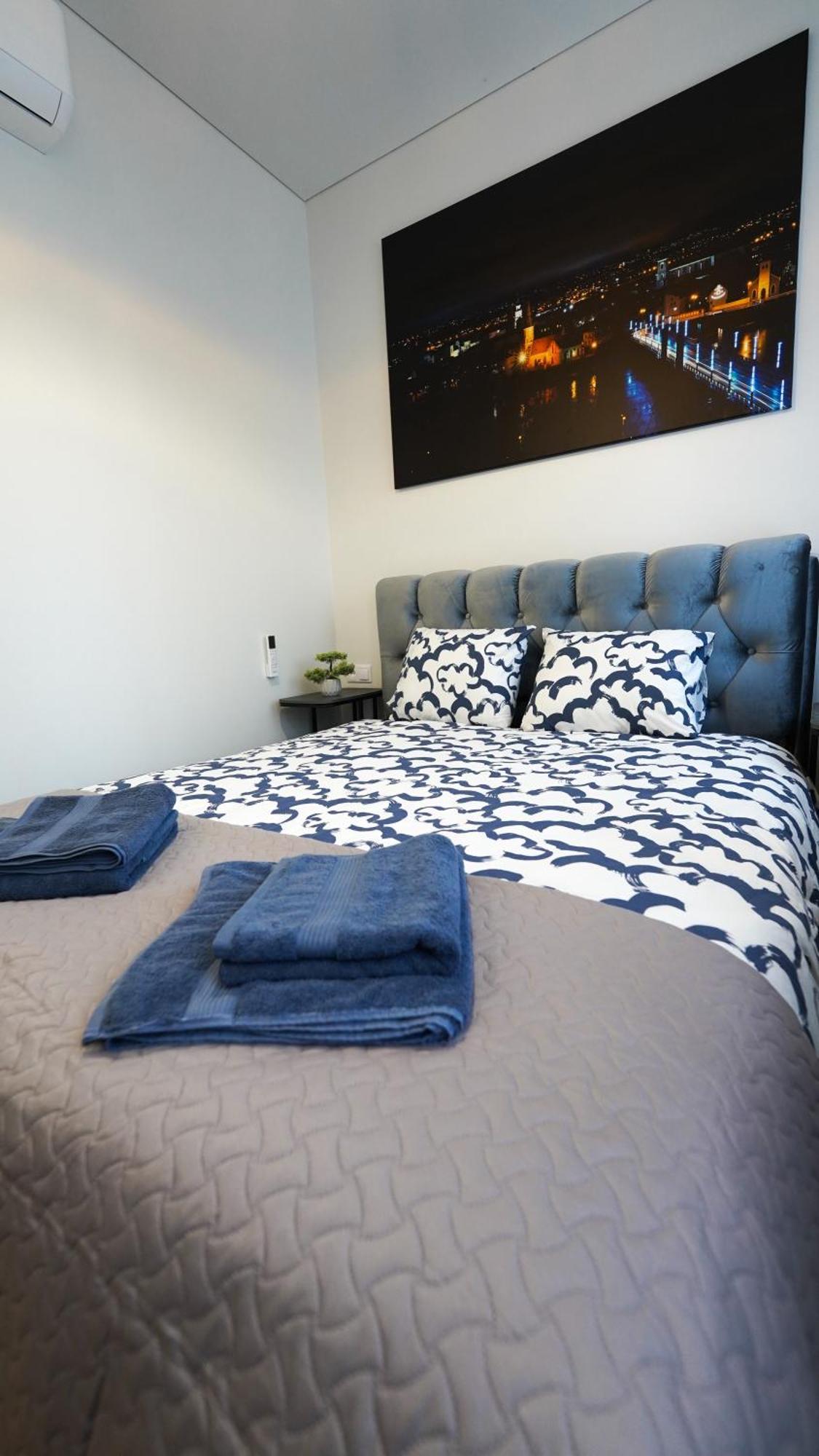Amber Light Self-Check-In Apartments Каунас Стая снимка