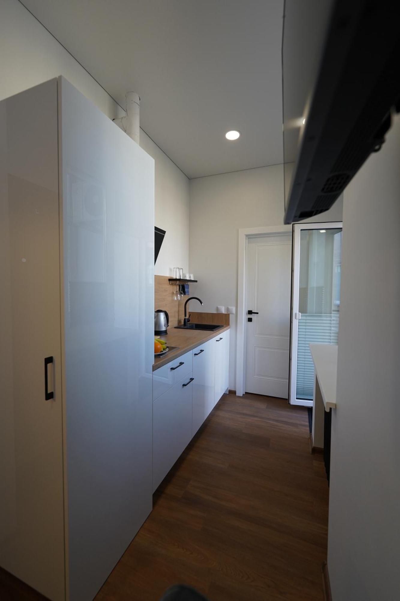 Amber Light Self-Check-In Apartments Каунас Екстериор снимка